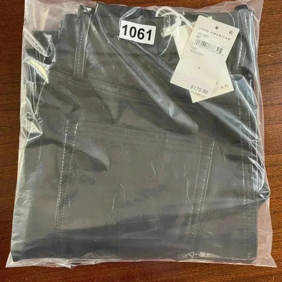 NWT Good American GC125T Women's Pants 8/29 Black Textured Fux Leather Goth - Picture 11 of 11